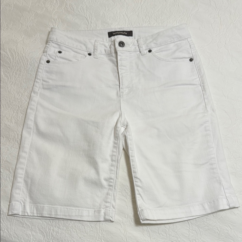 Denver Hayes White Women's Bermuda Shorts